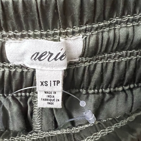 AERIE Satin Cargo Jogger Forest Green Olive Pants Size Small - Picture 8 of 12
